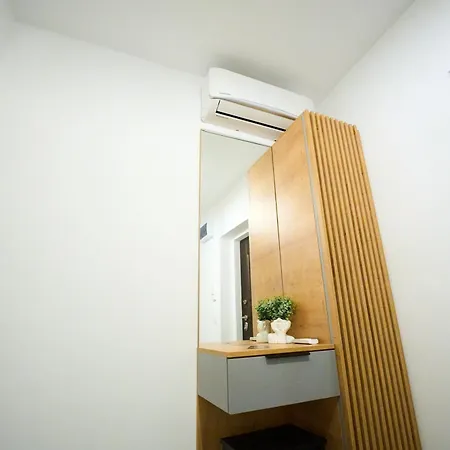 Zen Ultracentral Stylish & Cozy *