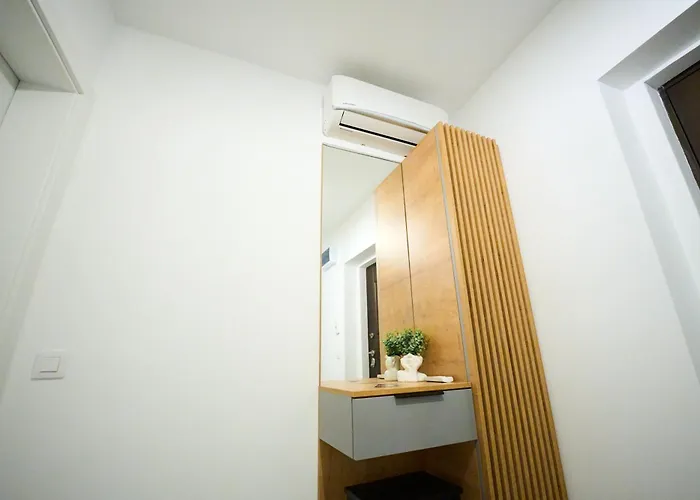 Zen Ultracentral Stylish & Cozy *