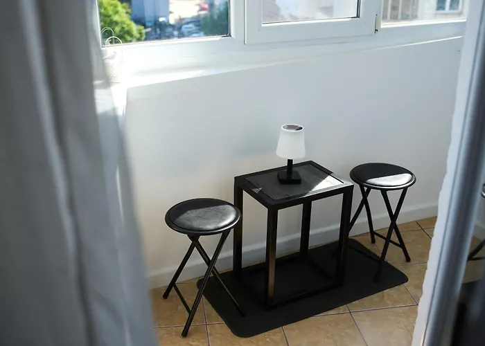 Zen Ultracentral Stylish & Cozy Apartment Craiova